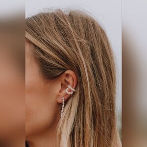 Alv Jewels Pearl Ear cuff